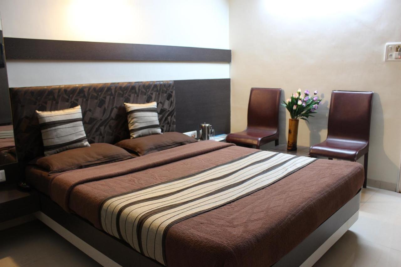Mahābaleshwar Hotel Rama Executive מראה חיצוני תמונה