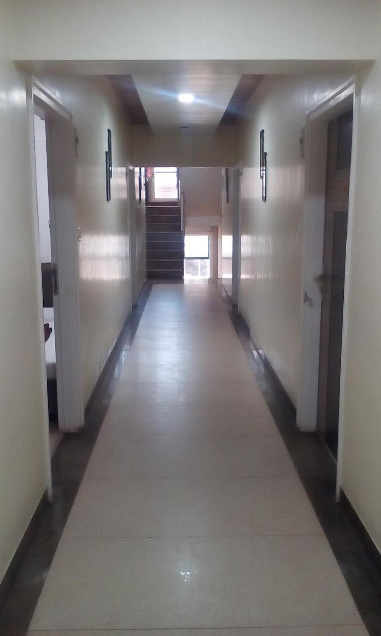 Mahābaleshwar Hotel Rama Executive מראה חיצוני תמונה