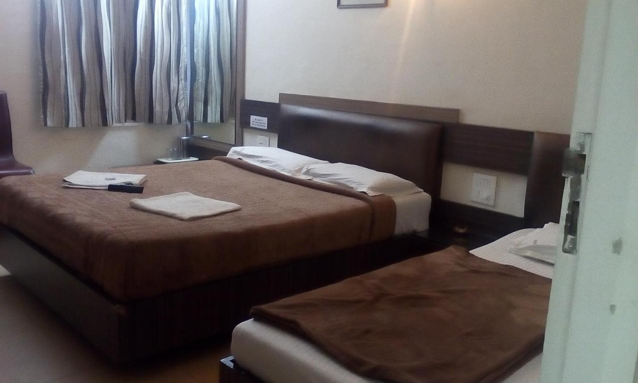 Mahābaleshwar Hotel Rama Executive מראה חיצוני תמונה