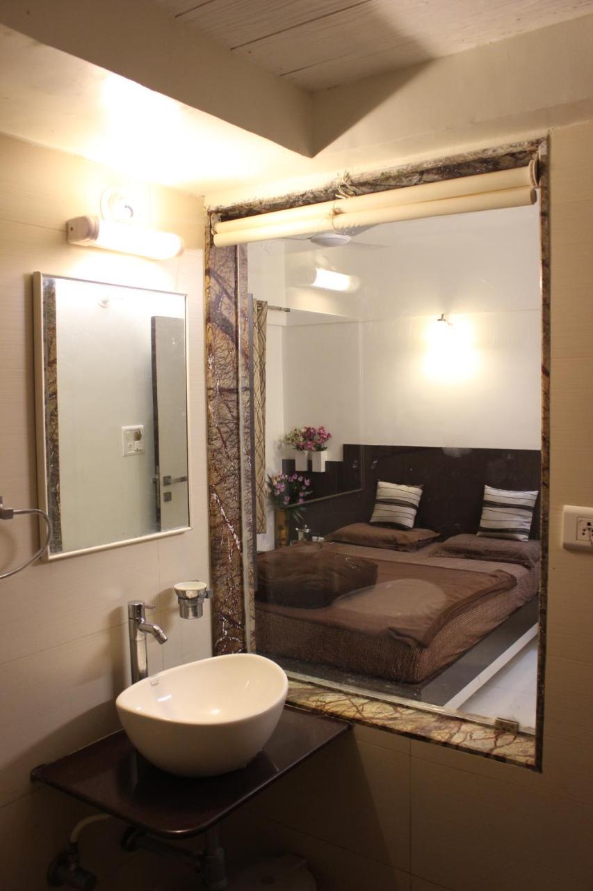 Mahābaleshwar Hotel Rama Executive מראה חיצוני תמונה